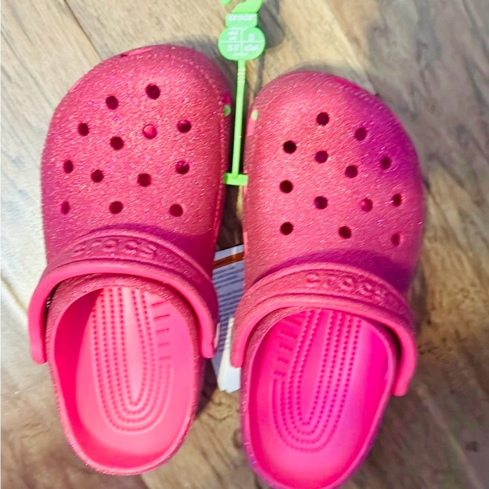 CROCS Women's Pink Crush Classic Glitter Clog Size 6